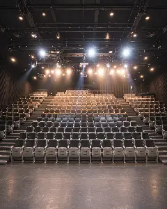 SG 페인터즈 광화문 전용관(경향아트힐) 1인 공연 관람권